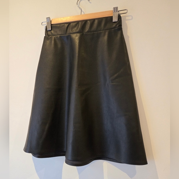 Wolford Faux Leather A-Line Skirt Size 4 - Picture 4 of 7